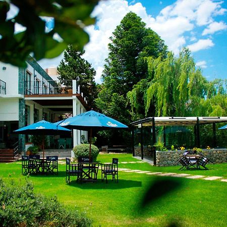 Hotel Los Sauces カファヤテ エクステリア 写真