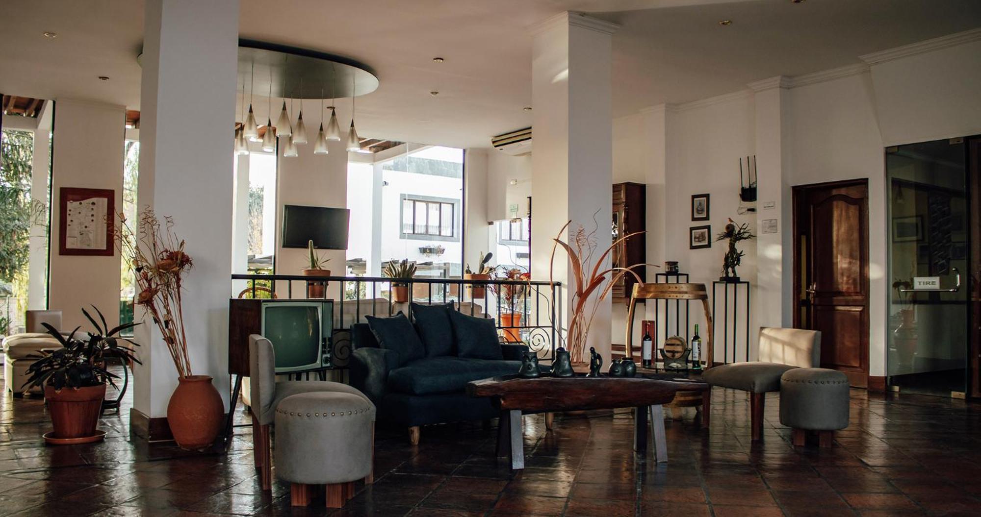 Hotel Los Sauces カファヤテ エクステリア 写真