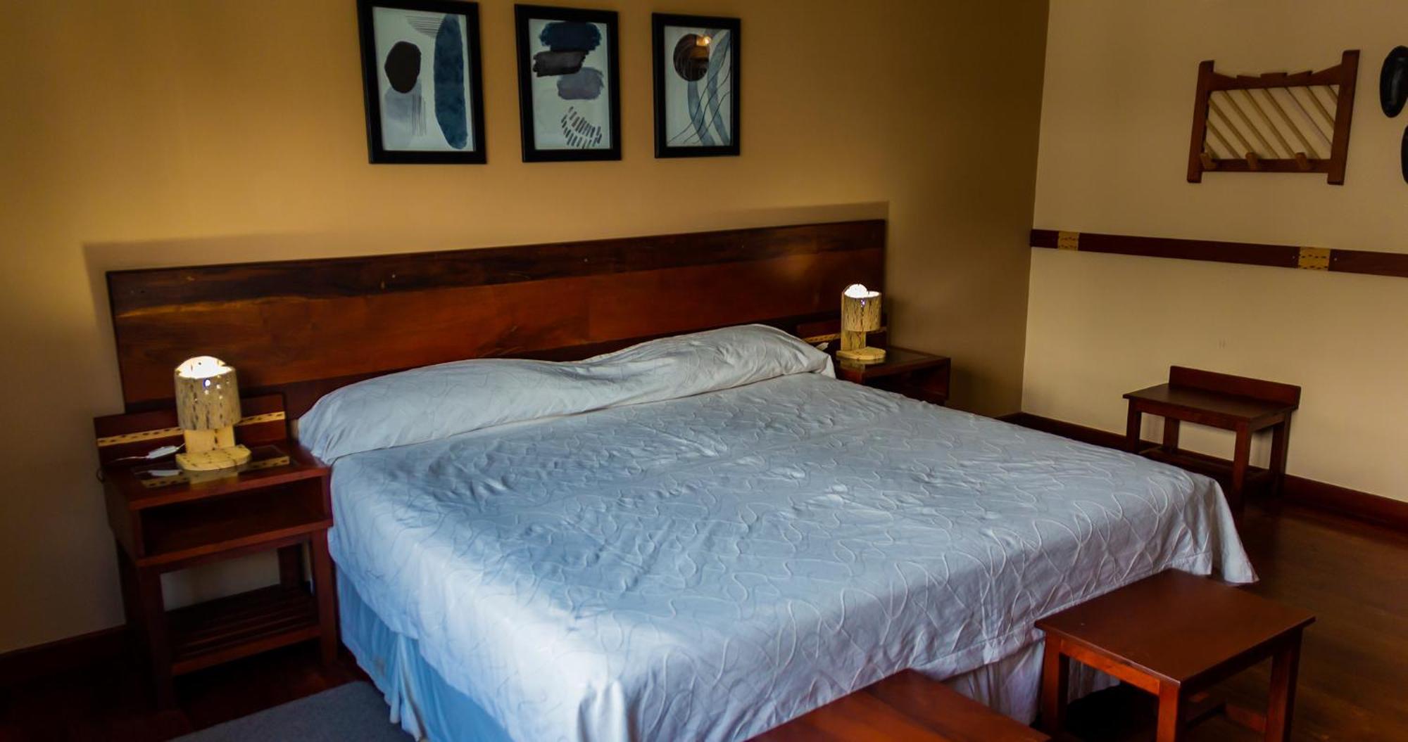 Hotel Los Sauces カファヤテ エクステリア 写真
