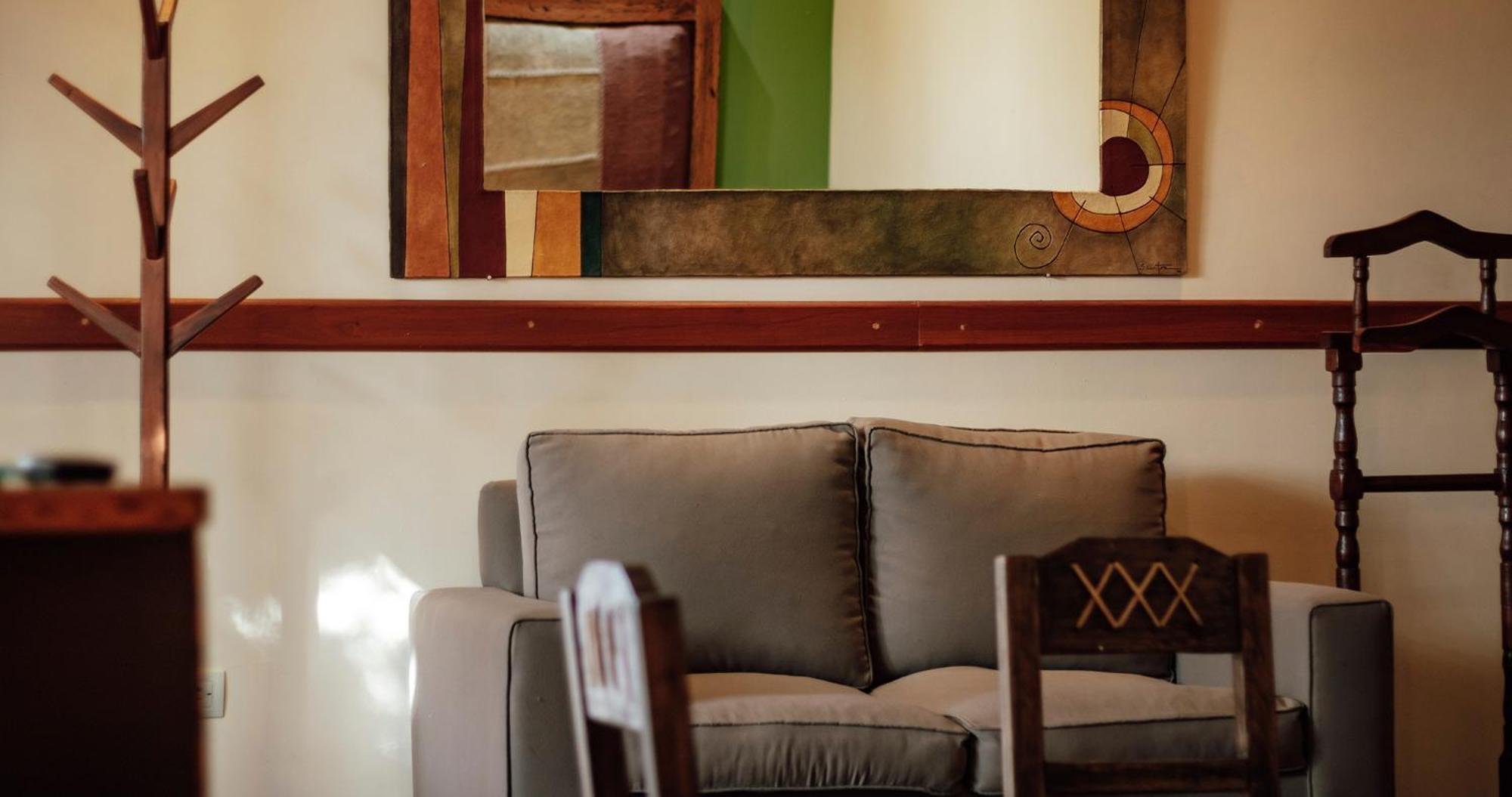 Hotel Los Sauces カファヤテ エクステリア 写真